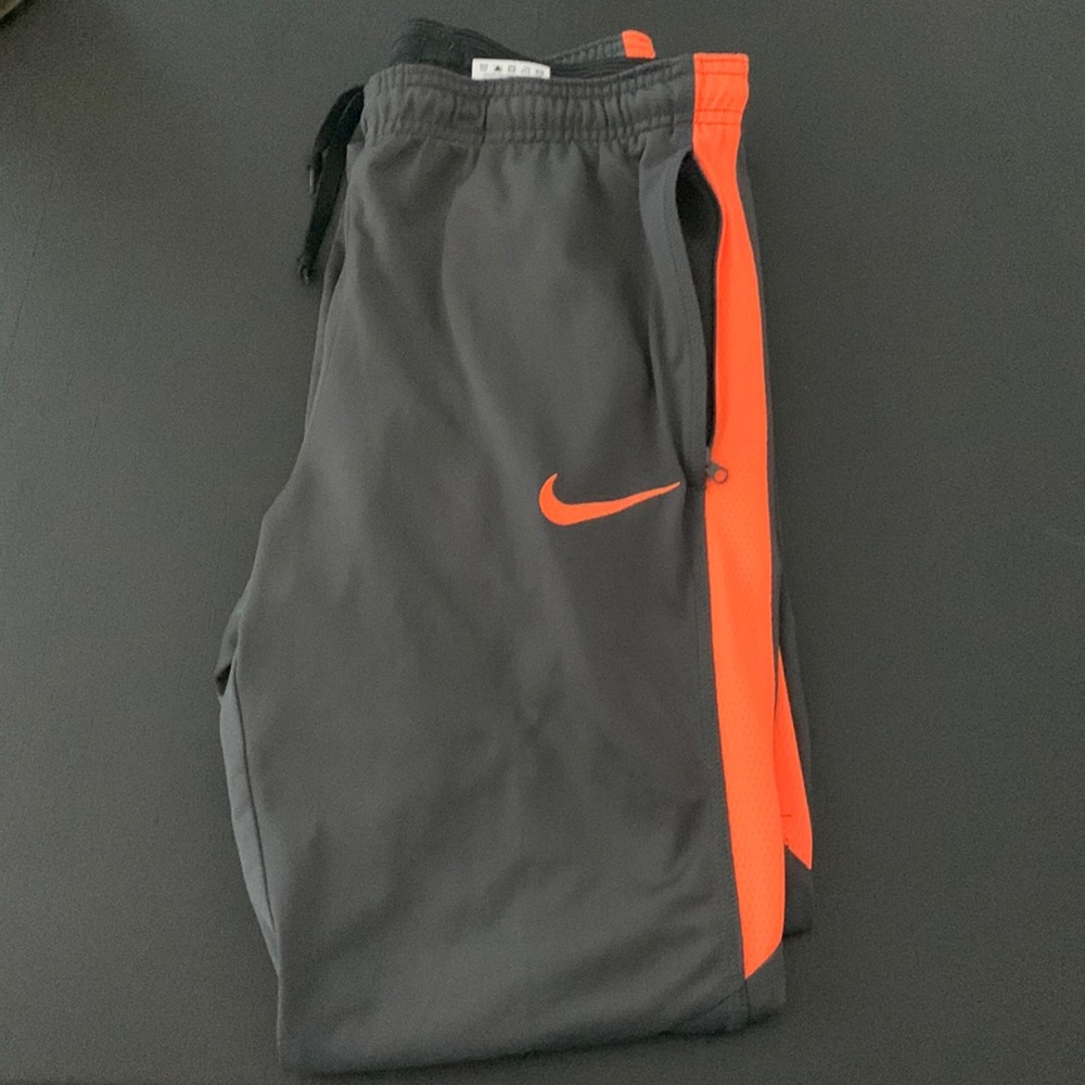 Nike joggers
